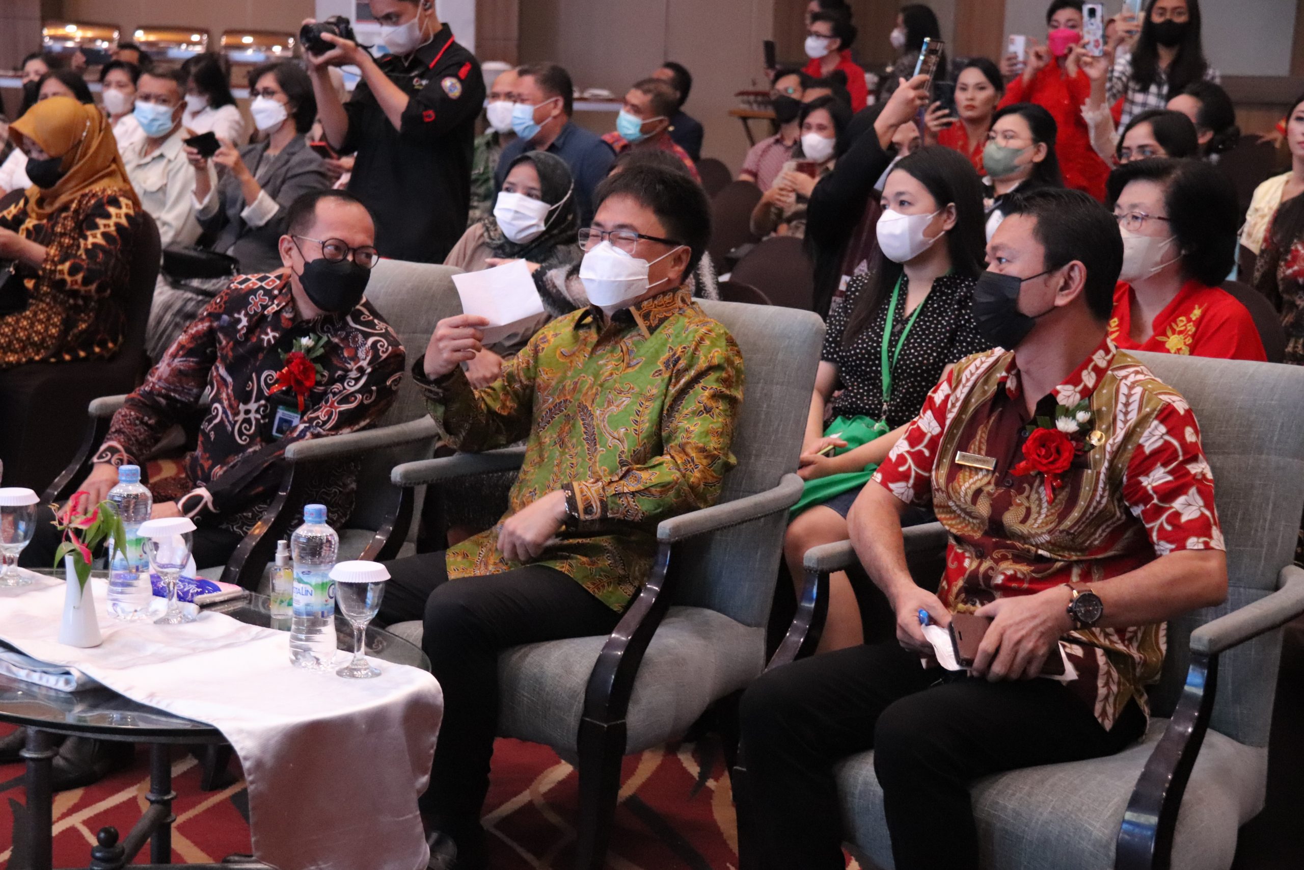 Walikota Manado Menghadiri Kegiatan PPPPTK Penjas dan BK Sekaligus Meninjau Penataan Patung Wolter Monginsidi