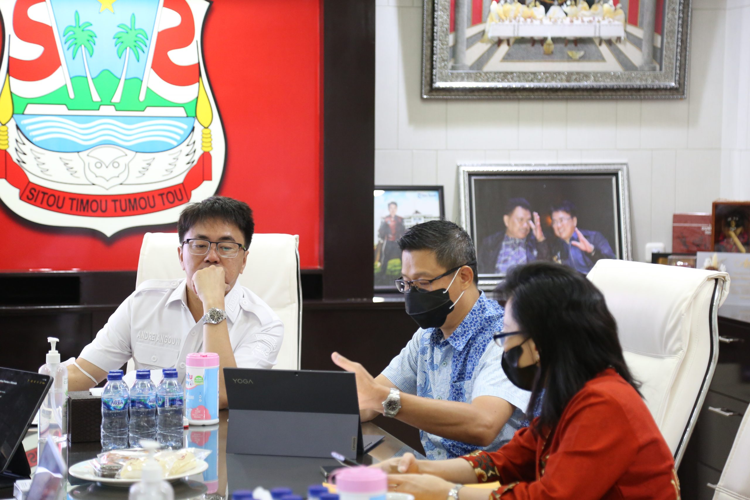 Walikota Manado Mengikuti Pembahasan Teknis Pelaksanaan Digitalisasi Parkir Bahu Jalan
